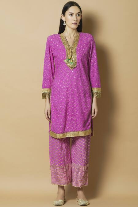 Buy_Kunwarani Ritu_Pink Chikankari V Neck Kurta Palazzo Set  _Online_at_Aza_Fashions