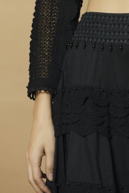 J By Jannat Black Cotton Silk V-shaped Skirt Set at Aza Fashions J By Jannat_Black Cotton Silk V-shaped Skirt Set _at_Aza_Fashions