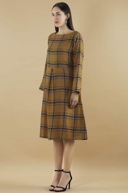 Buy Yavi Yellow Wool Round Checkered Midi Dress Online at Aza Fashions Buy_Yavi_Yellow Wool Round Checkered Midi Dress _Online_at_Aza_Fashions