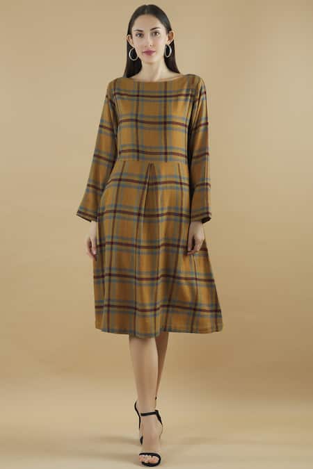 Yavi Yellow Wool Round Checkered Midi Dress  