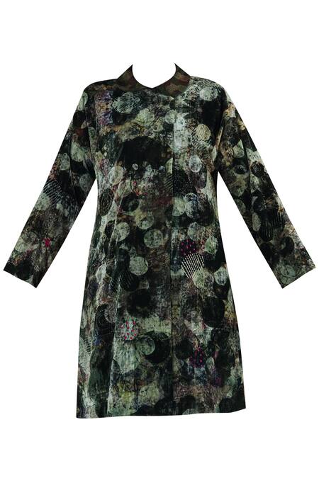 Shop Yavi Multi Color Silk Velvet Peter Pan Collar Overlap Jacket Online at Aza Fashions Shop_Yavi_Multi Color Silk Velvet Peter Pan Collar Overlap Jacket _Online_at_Aza_Fashions