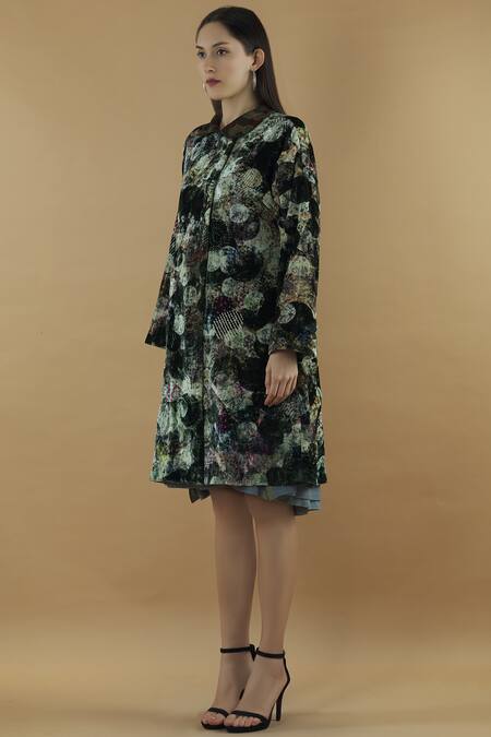 Buy Yavi Multi Color Silk Velvet Peter Pan Collar Overlap Jacket Online at Aza Fashions Buy_Yavi_Multi Color Silk Velvet Peter Pan Collar Overlap Jacket _Online_at_Aza_Fashions