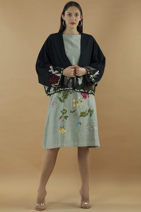 Yavi Black Cotton Embroidered Jacket 