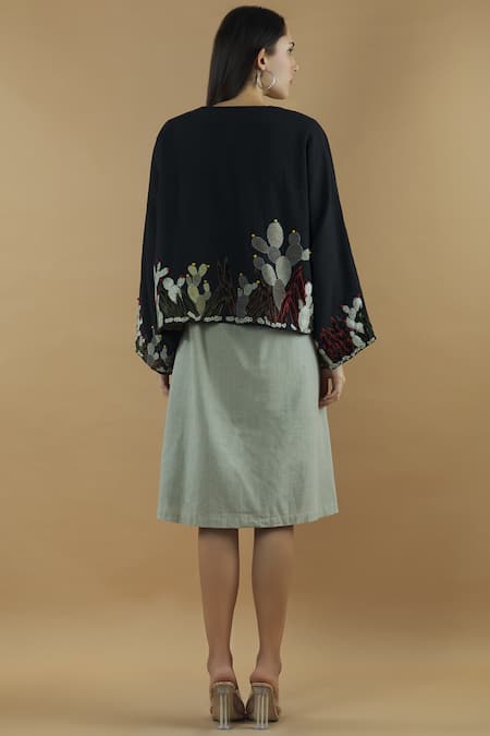 Shop Yavi Black Cotton Embroidered Jacket at Aza Fashions Shop_Yavi_Black Cotton Embroidered Jacket _at_Aza_Fashions