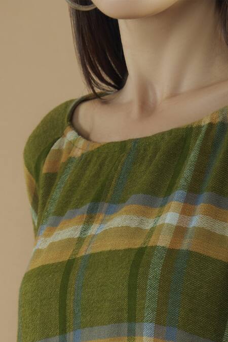 Yavi Green Wool Round Checkered Short Dress at Aza Fashions Yavi_Green Wool Round Checkered Short Dress _at_Aza_Fashions