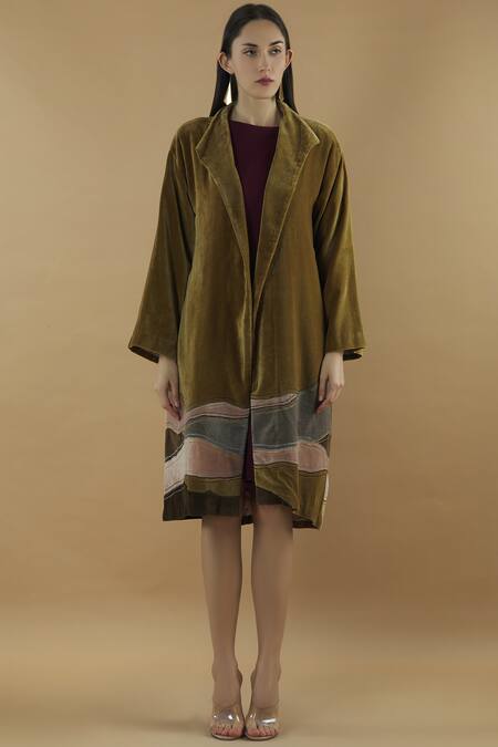 Shop Yavi Green Cotton Flap Collar Long Jacket Online at Aza Fashions Shop_Yavi_Green Cotton Flap Collar Long Jacket _Online_at_Aza_Fashions