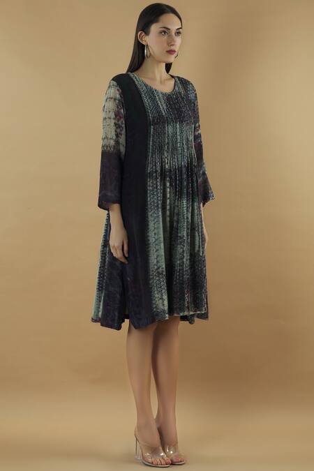 Yavi_Black Wool Round Pintuck Flared Dress  _Online_at_Aza_Fashions