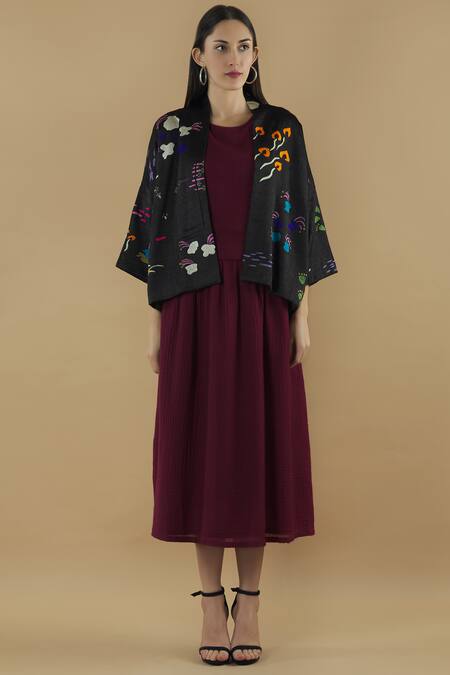 Shop Yavi Black Silk Embroidered Jacket Online at Aza Fashions Shop_Yavi_Black Silk Embroidered Jacket _Online_at_Aza_Fashions