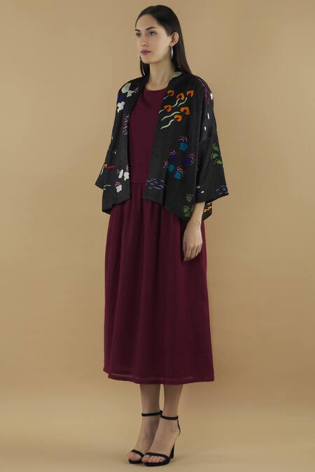 Buy Yavi Black Silk Embroidered Jacket Online at Aza Fashions Buy_Yavi_Black Silk Embroidered Jacket _Online_at_Aza_Fashions