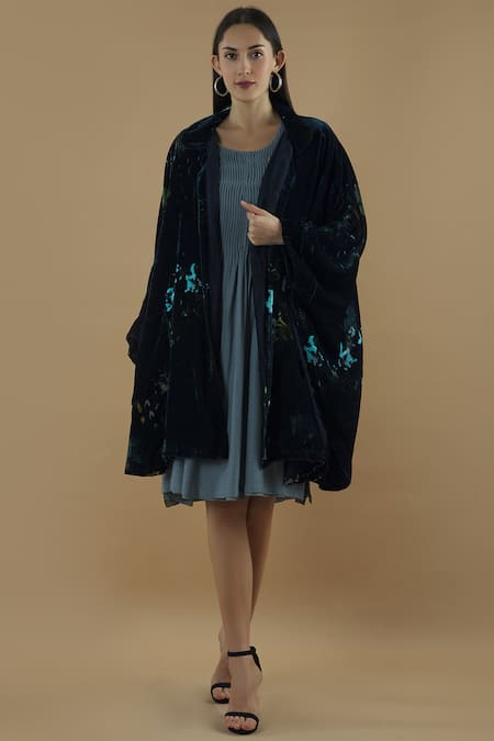 Yavi Blue Silk Velvet Stand Fall Collar Jacket 