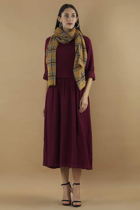 Buy_Yavi_Yellow Checkered Stole _Online_at_Aza_Fashions