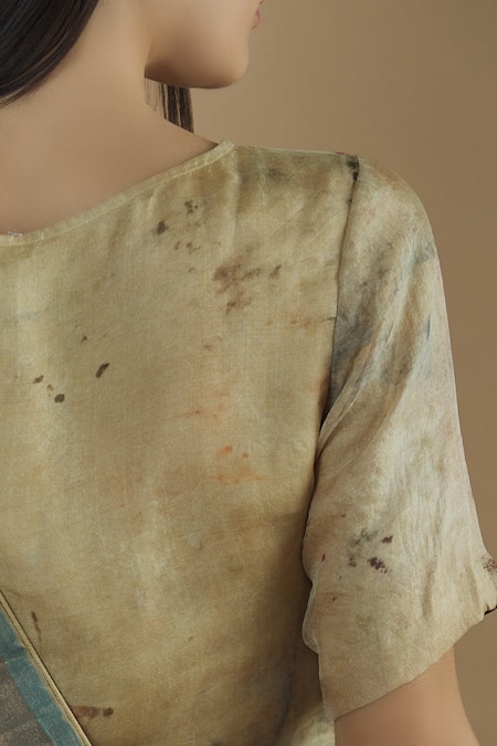 Shop_Yavi_Multi Color Tissue Striped Saree_Online_at_Aza_Fashions