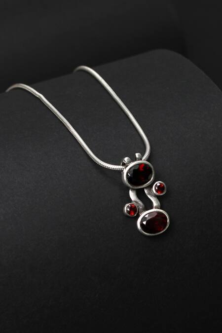 Buy_Sangeeta Boochra_Silver Plated Stones Pendant Necklace_Online_at_Aza_Fashions