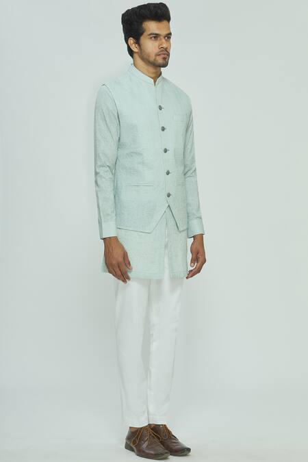 Nautanky_Grey Wrinkle Cotton Textured Bundi Kurta Set _Online_at_Aza_Fashions