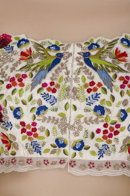 Buy_Priyanka Jain_White Chanderi Embroidered Lehenga Set_Online_at_Aza_Fashions