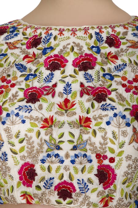 Buy_Priyanka Jain_White Chanderi Embroidered Lehenga Set_Online_at_Aza_Fashions