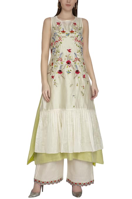 Priyanka Jain Chanderi Silk Kurta Set 