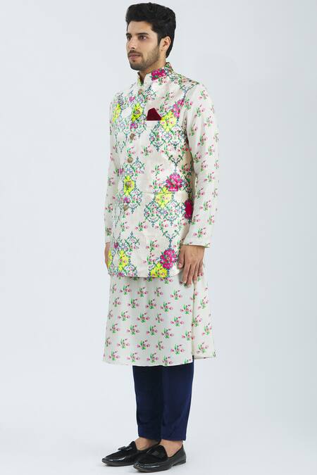 Buy Nautanky Beige Printed Bundi Kurta Set Online at Aza Fashions Buy_Nautanky_Beige Printed Bundi Kurta Set _Online_at_Aza_Fashions