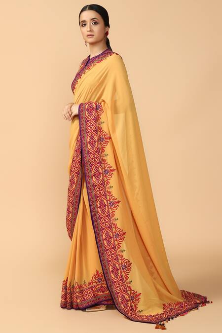 Tarun Tahiliani_Yellow Georgette Notched Embroidered Saree Set _Online_at_Aza_Fashions