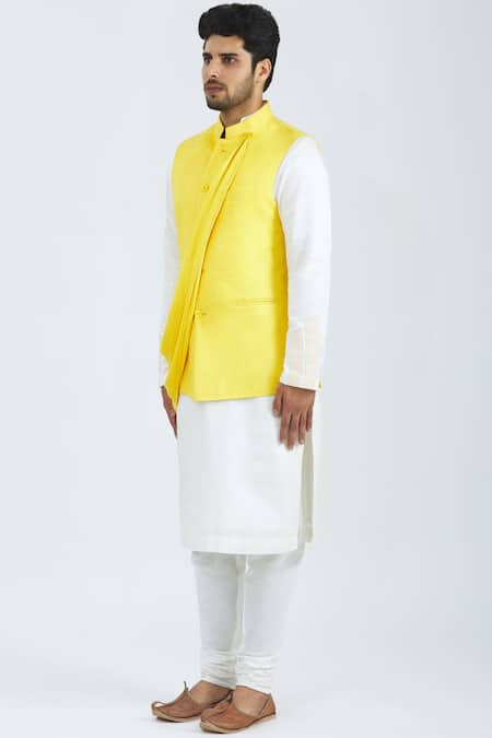 Nivedita Saboo_Yellow Cotton Suiting Slim Fit Draped Bundi  _Online_at_Aza_Fashions