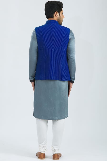 Shop Nivedita Saboo Blue Hand Quilted Bundi at Aza Fashions Shop_Nivedita Saboo_Blue Hand Quilted Bundi _at_Aza_Fashions