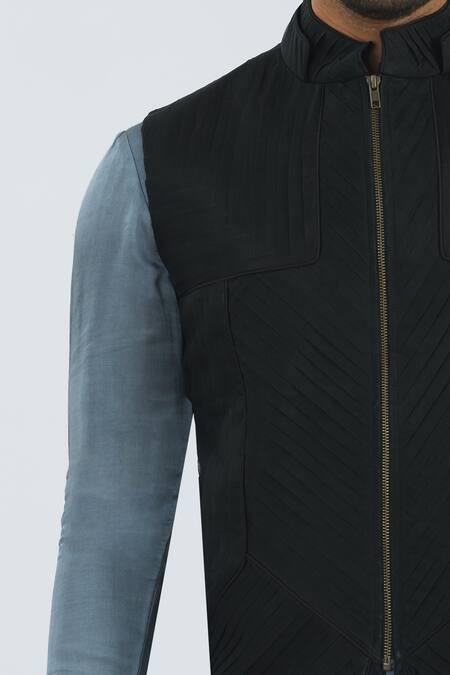 Nivedita Saboo Black Organza Pleated Bundi at Aza Fashions Nivedita Saboo_Black Organza Pleated Bundi _at_Aza_Fashions