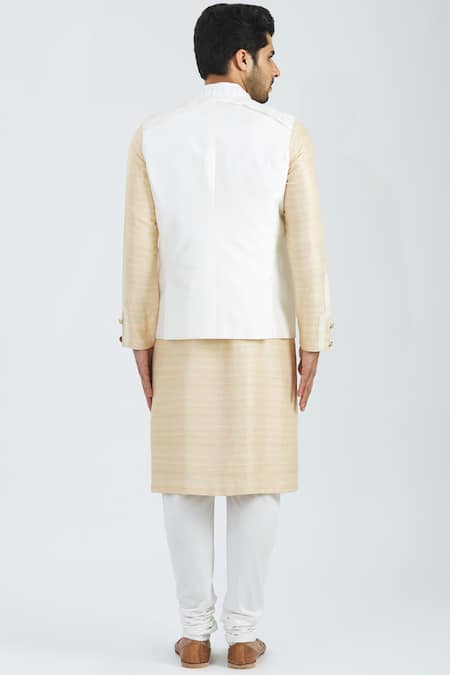 Nivedita Saboo Pleated Bundi  