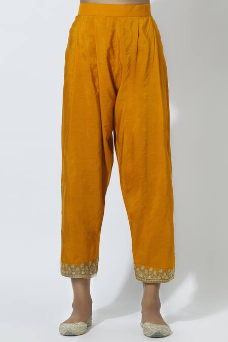 Shop_Rar Studio_Orange Chanderi Handloom Kurta Set_Online_at_Aza_Fashions