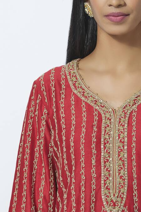 Rar Studio_Red Chanderi Handloom Kurta Set_at_Aza_Fashions