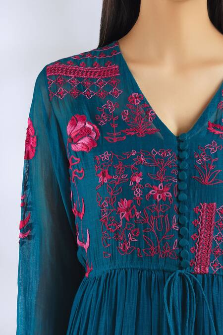 Half Full Curve Blue Handloom Chanderi Maxi Dress at Aza Fashions Half Full Curve_Blue Handloom Chanderi Maxi Dress_at_Aza_Fashions