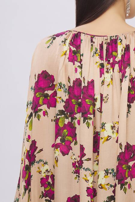 Shehlaa Khan Beige Satin Georgette Printed Cape Jacket at Aza Fashions Shehlaa Khan_Beige Satin Georgette Printed Cape Jacket _at_Aza_Fashions