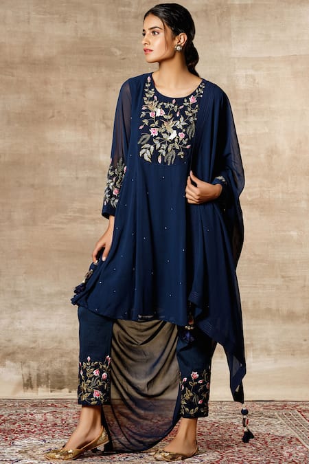 Ajiesh Oberoi_Blue Georgette Round Embroidered Kurta Set _Online_at_Aza_Fashions