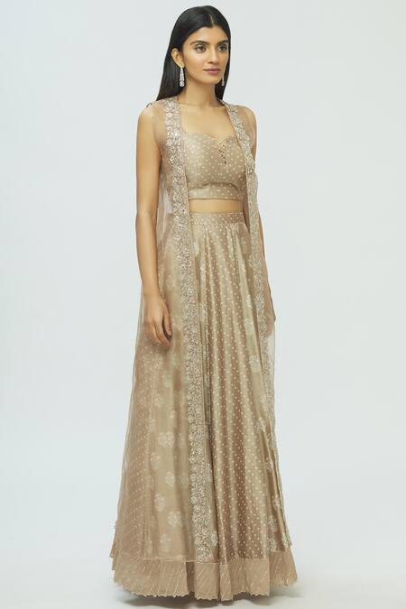 Pleats By Kaksha And Dimple_Beige Chanderi Sweetheart Neck Bandhani Jacket Lehenga Set_Online_at_Aza_Fashions