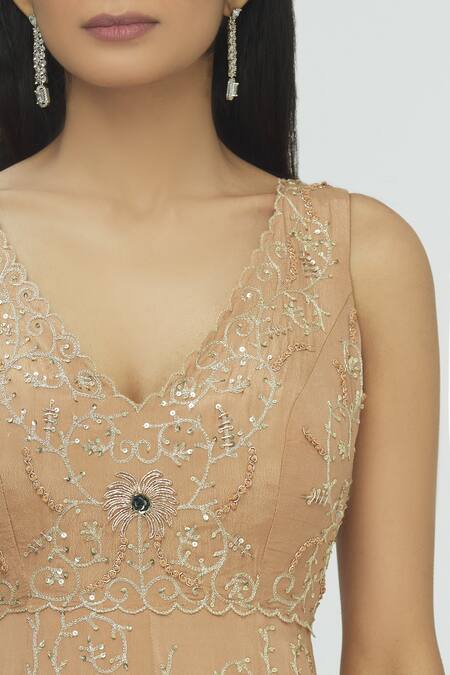 Pleats By Kaksha And Dimple Beige Kasturi Crepe V Neck Embroidered Anarkali With Dupatta at Aza Fashions Pleats By Kaksha And Dimple_Beige Kasturi Crepe V Neck Embroidered Anarkali With Dupatta_at_Aza_Fashions