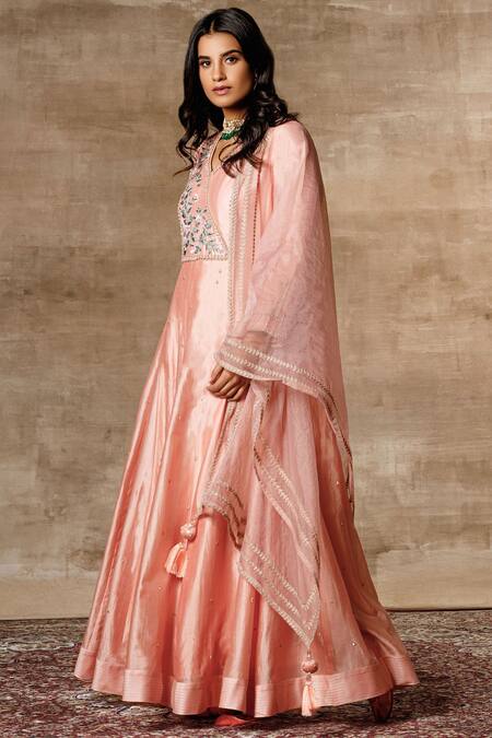 Ajiesh Oberoi Peach Chanderi V-shaped Embroidered Anarkali Set Online at Aza Fashions Ajiesh Oberoi_Peach Chanderi V-shaped Embroidered Anarkali Set _Online_at_Aza_Fashions