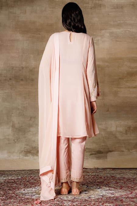 Shop Ajiesh Oberoi Peach Georgette Round Embroidered Anarkali Set at Aza Fashions Shop_Ajiesh Oberoi_Peach Georgette Round Embroidered Anarkali Set _at_Aza_Fashions