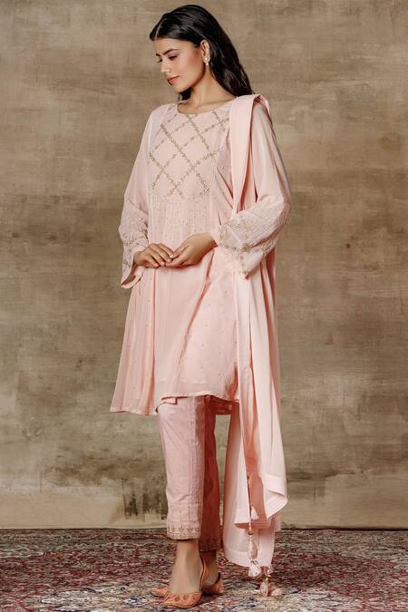 Shop Ajiesh Oberoi Peach Georgette Round Embroidered Anarkali Set Online at Aza Fashions Shop_Ajiesh Oberoi_Peach Georgette Round Embroidered Anarkali Set _Online_at_Aza_Fashions