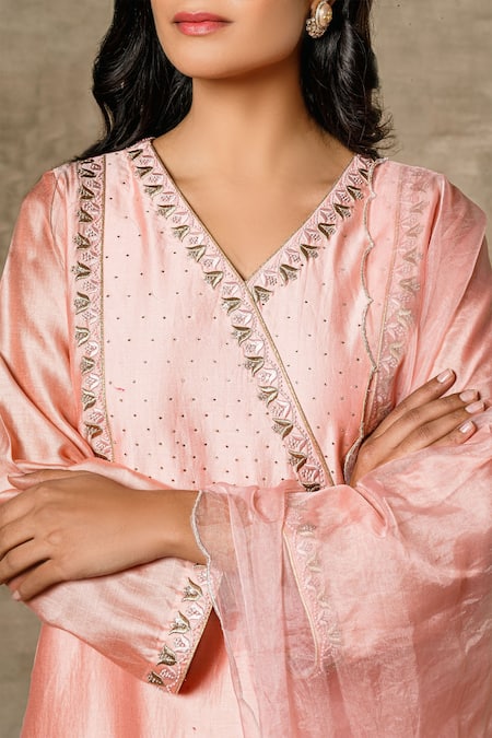 Shop_Ajiesh Oberoi_Peach Chanderi V-shaped Kurta Set _Online_at_Aza_Fashions