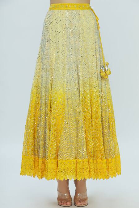 Shop_Vandana Sethi_Yellow Chikankari V Neck Embroidered Lehenga Set_Online_at_Aza_Fashions