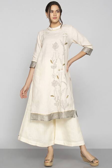 KAVERI White Linen Embroidered Kurta