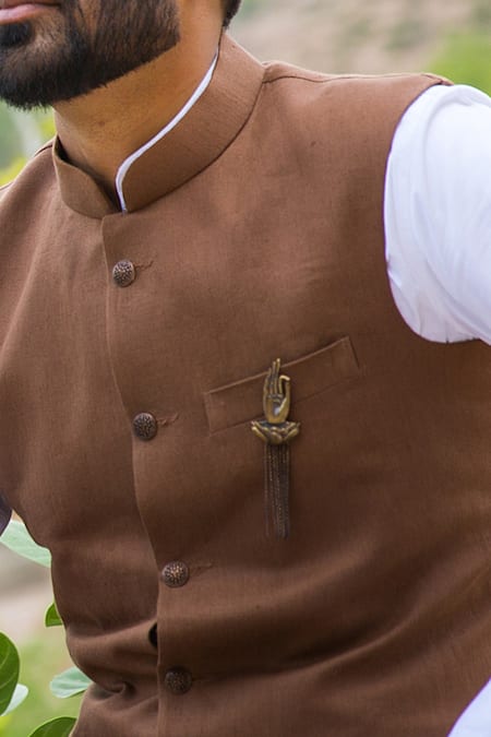Brocade Nehru Jacket in Cream : MXX119