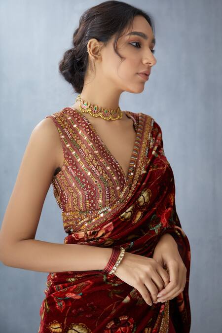 Buy Torani Red Floral Print Saree Online at Aza Fashions Buy_Torani_Red Floral Print Saree_Online_at_Aza_Fashions