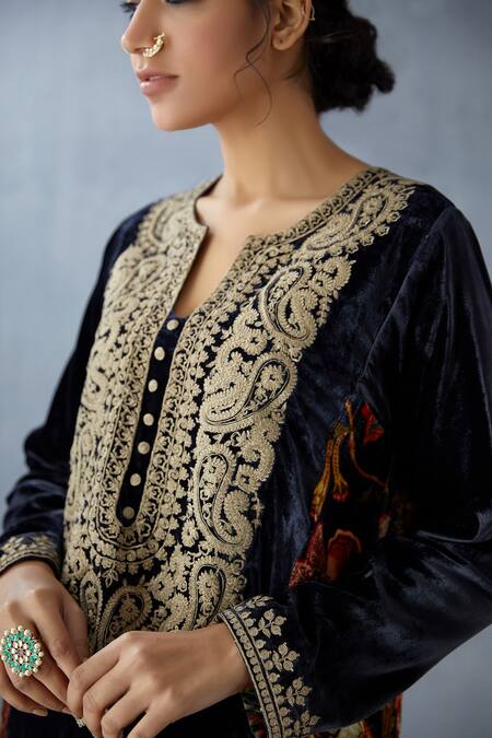 Torani_Black Silk Velvet Kurta_Online_at_Aza_Fashions