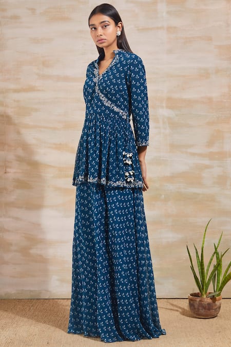 Sana Barreja_Blue Chiffon V Neck Printed Pant Set _Online_at_Aza_Fashions