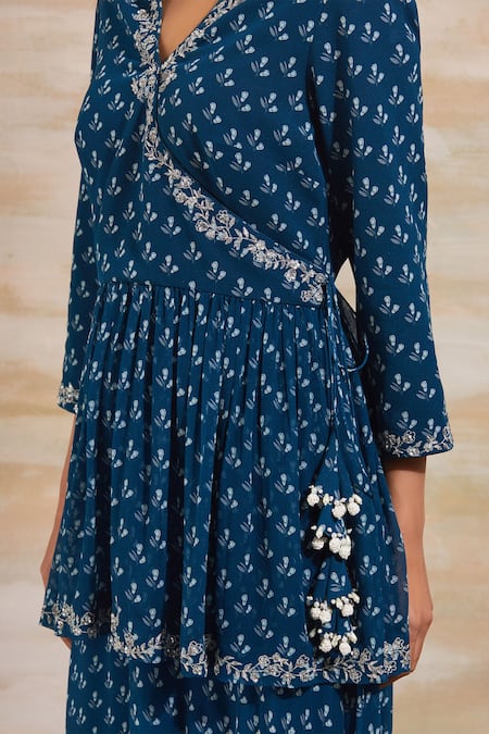 Shop_Sana Barreja_Blue Chiffon V Neck Printed Pant Set _Online_at_Aza_Fashions