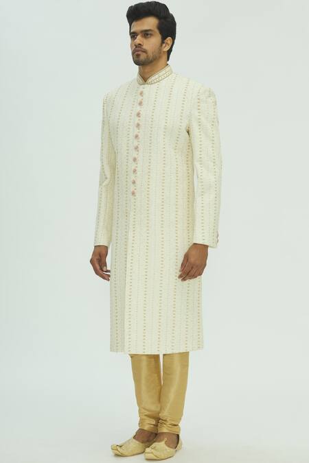 Aryavir Malhotra_White Chikankari Sherwani Set _Online_at_Aza_Fashions