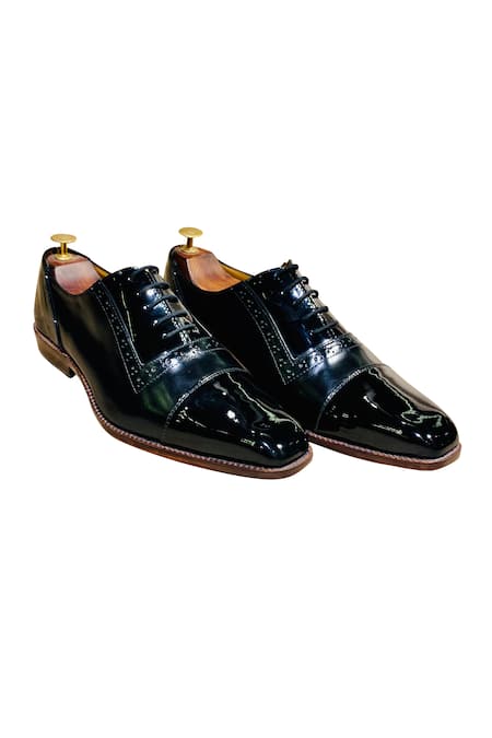 Artimen_Black Brogue Oxfords _Online_at_Aza_Fashions