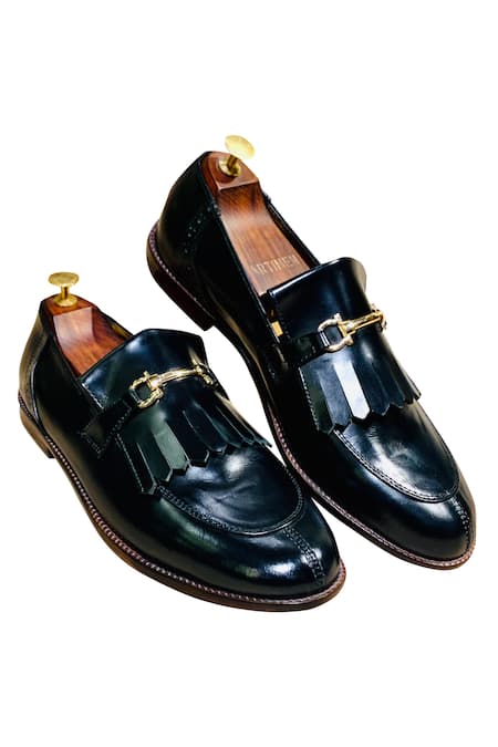 Buy_Artimen_Black Plain Fringe Loafers _Online_at_Aza_Fashions