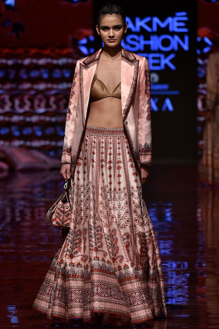 White and Pink Tweed Lehenga – HarleenKaur