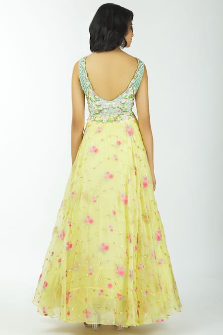 Shop Neha Mehta Couture Yellow Organza Round Embroidered Lehenga Set at Aza Fashions Shop_Neha Mehta Couture_Yellow Organza Round Embroidered Lehenga Set _at_Aza_Fashions